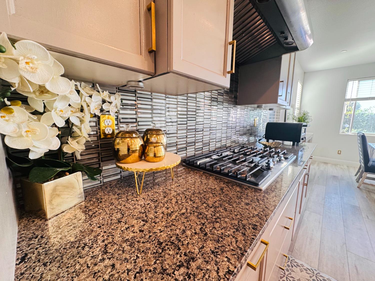 4237 N Rosalia Ave, Fresno, CA 93723