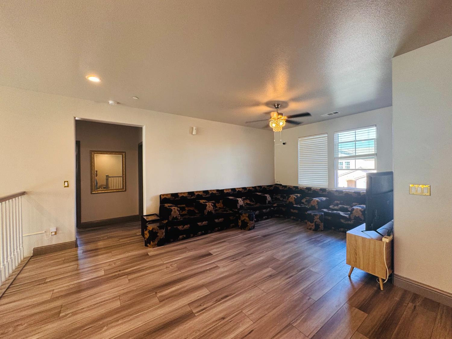 4237 N Rosalia Ave, Fresno, CA 93723