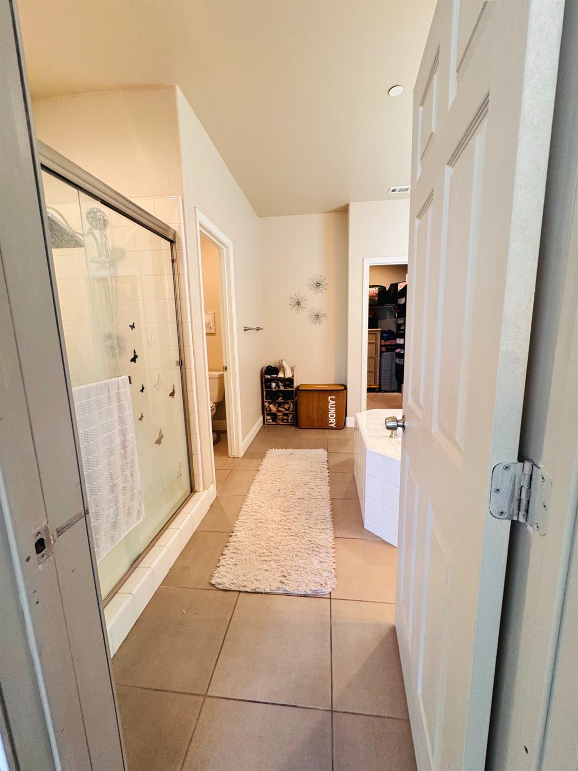 4237 N Rosalia Ave, Fresno, CA 93723