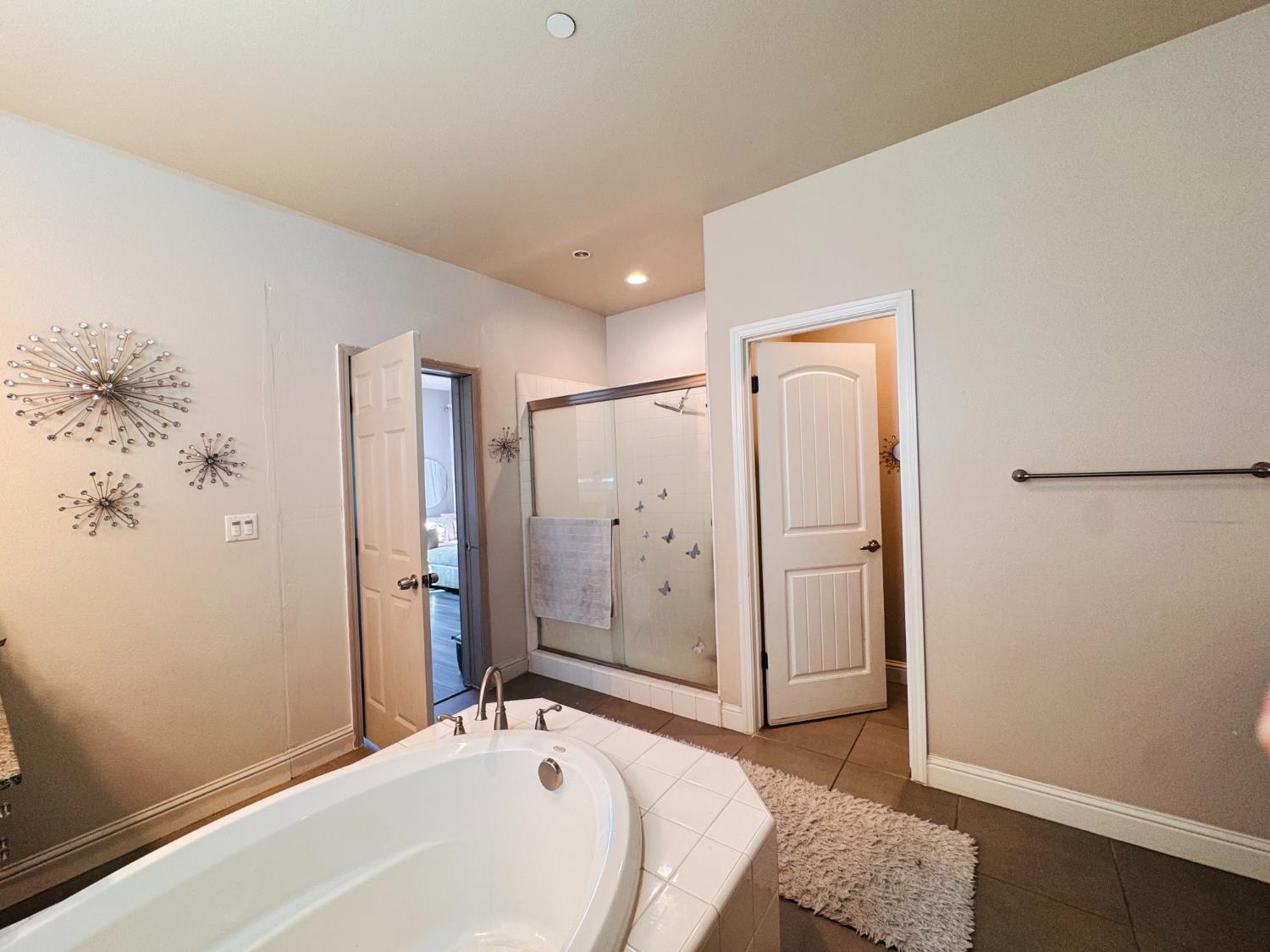 4237 N Rosalia Ave, Fresno, CA 93723