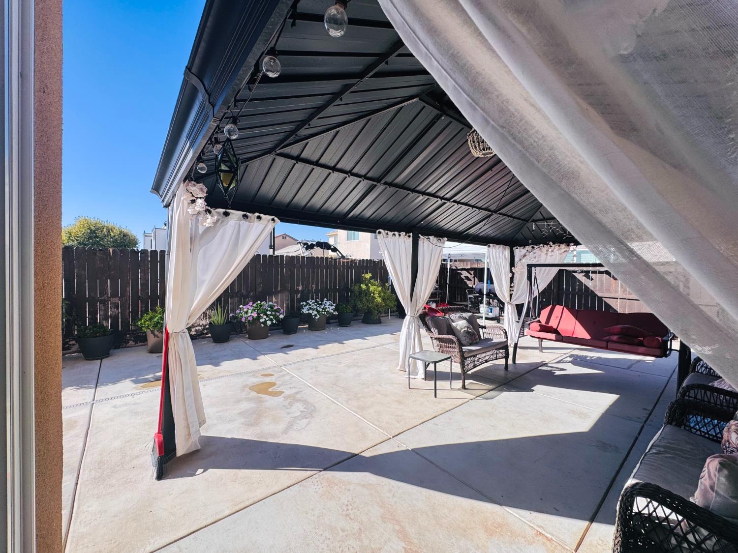 4237 N Rosalia Ave, Fresno, CA 93723