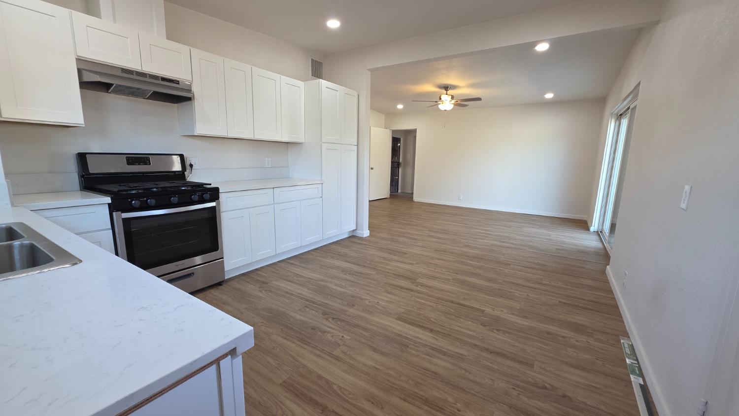 2645 E Saginaw Way, Fresno, CA 93726