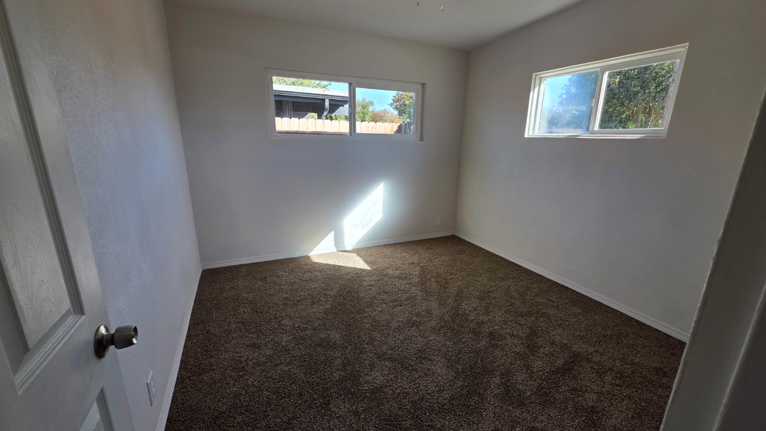 2645 E Saginaw Way, Fresno, CA 93726