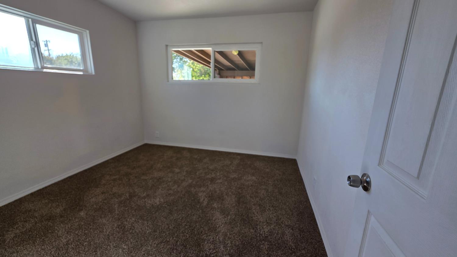 2645 E Saginaw Way, Fresno, CA 93726