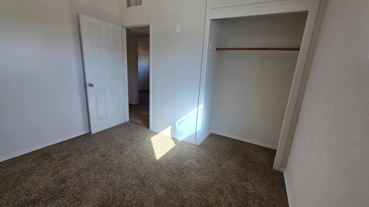 2645 E Saginaw Way, Fresno, CA 93726