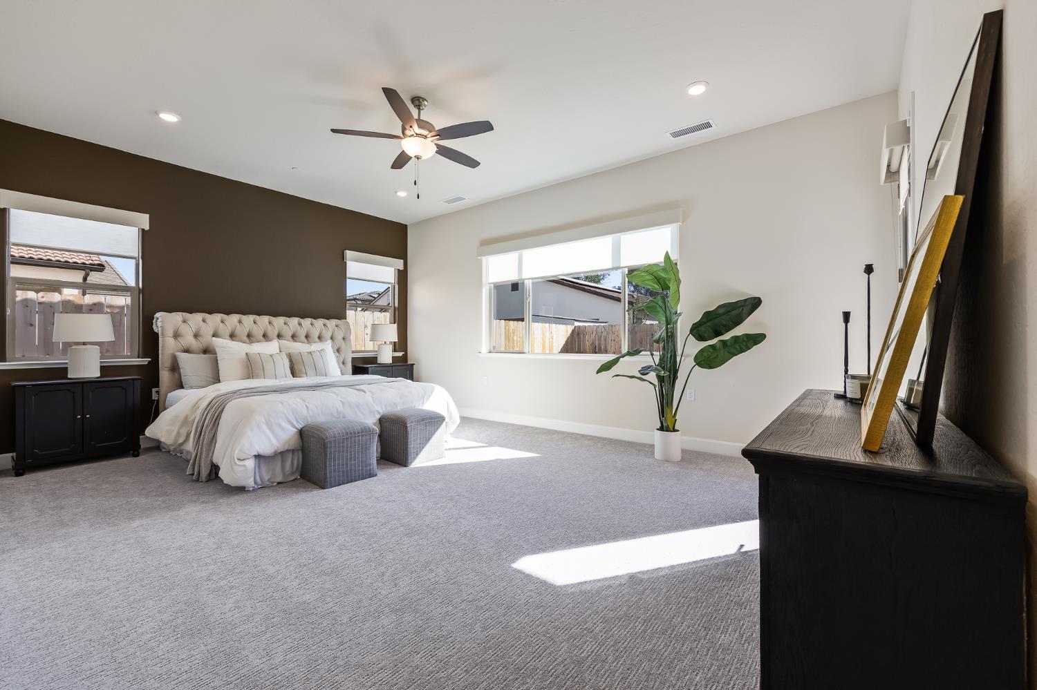 2946 Trenton Ave, Clovis, CA 93619