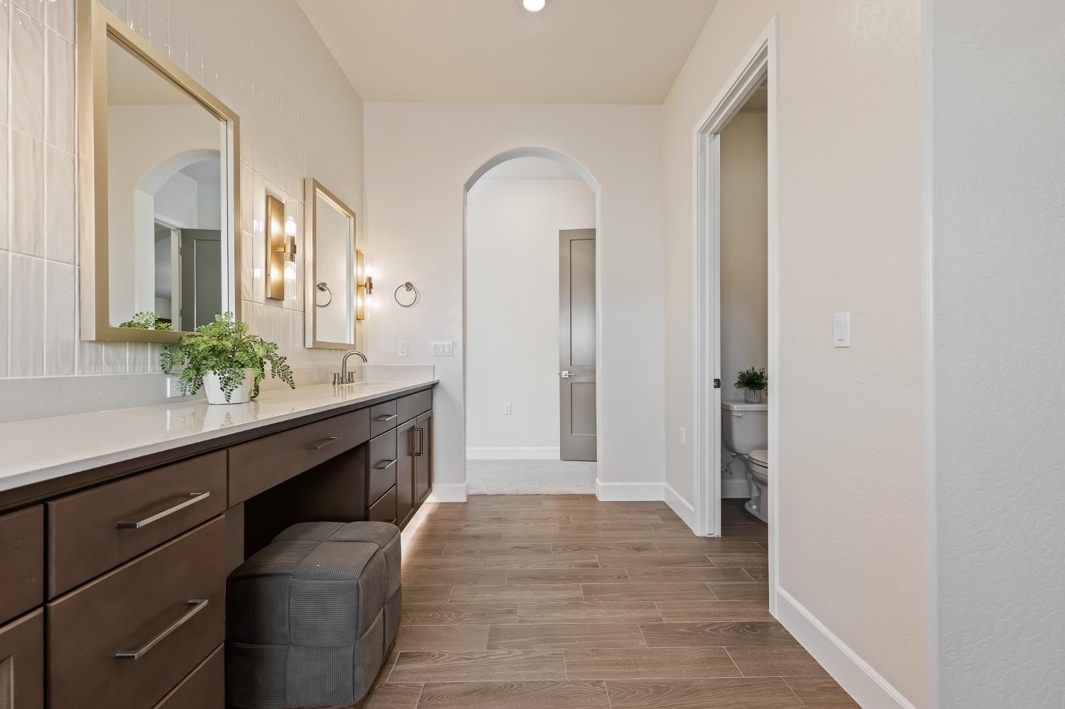 2946 Trenton Ave, Clovis, CA 93619