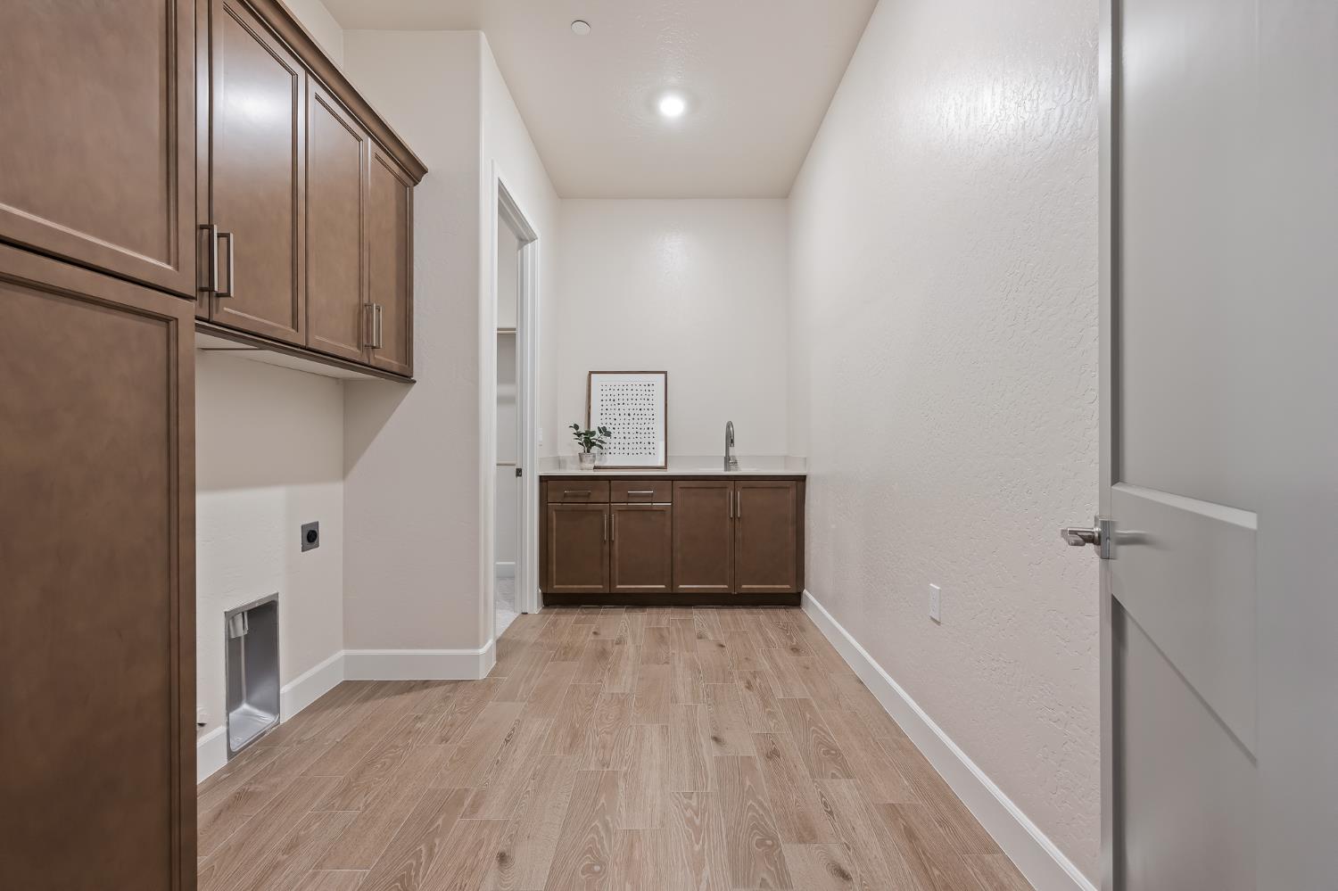 2946 Trenton Ave, Clovis, CA 93619
