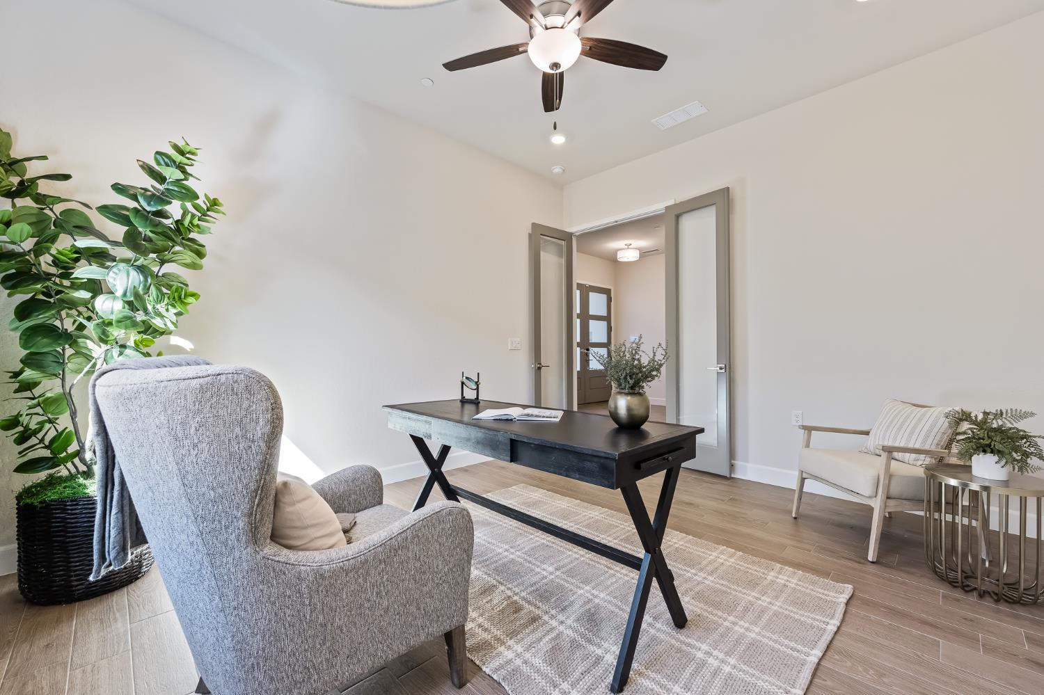 2946 Trenton Ave, Clovis, CA 93619