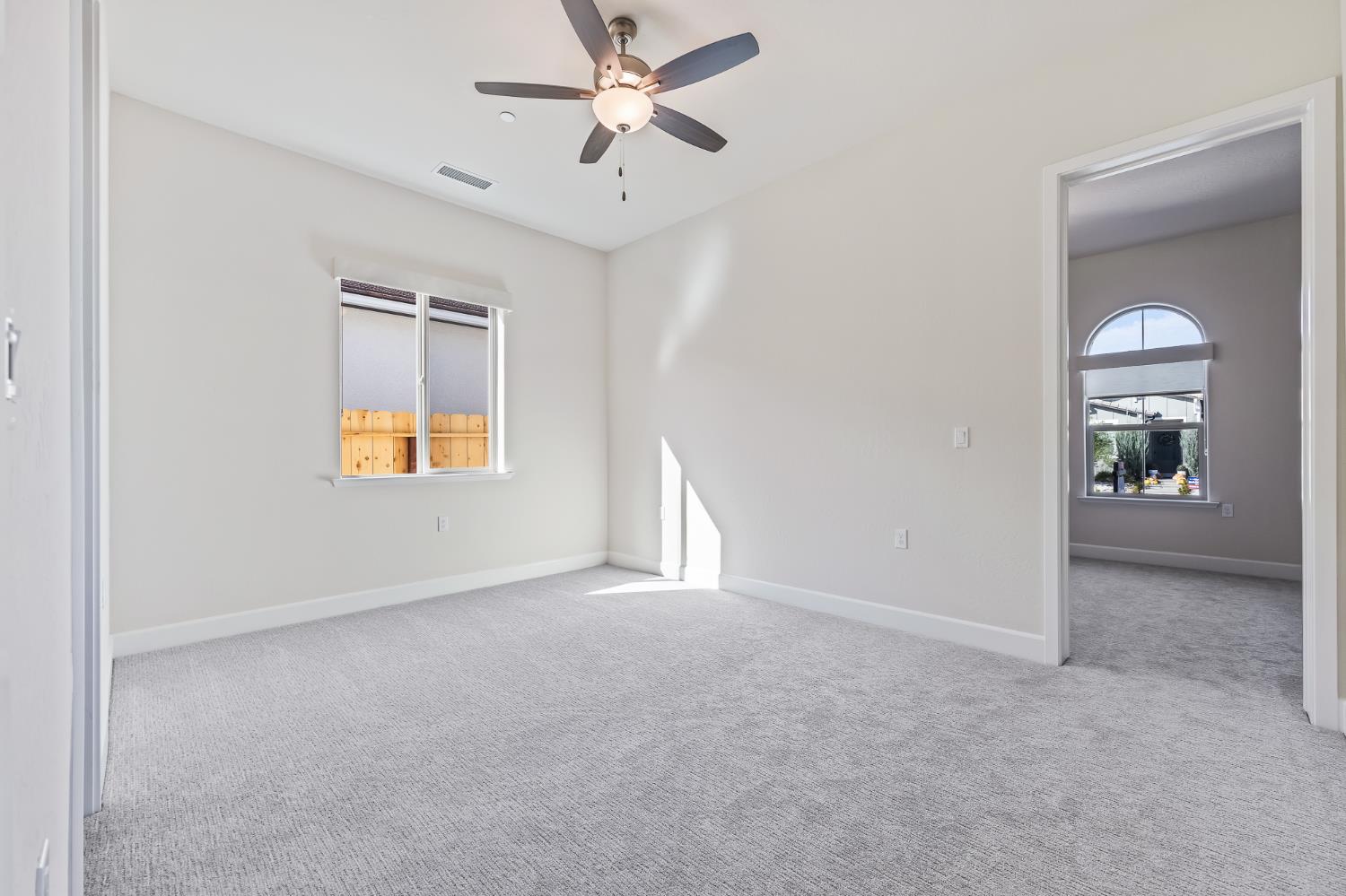 2946 Trenton Ave, Clovis, CA 93619