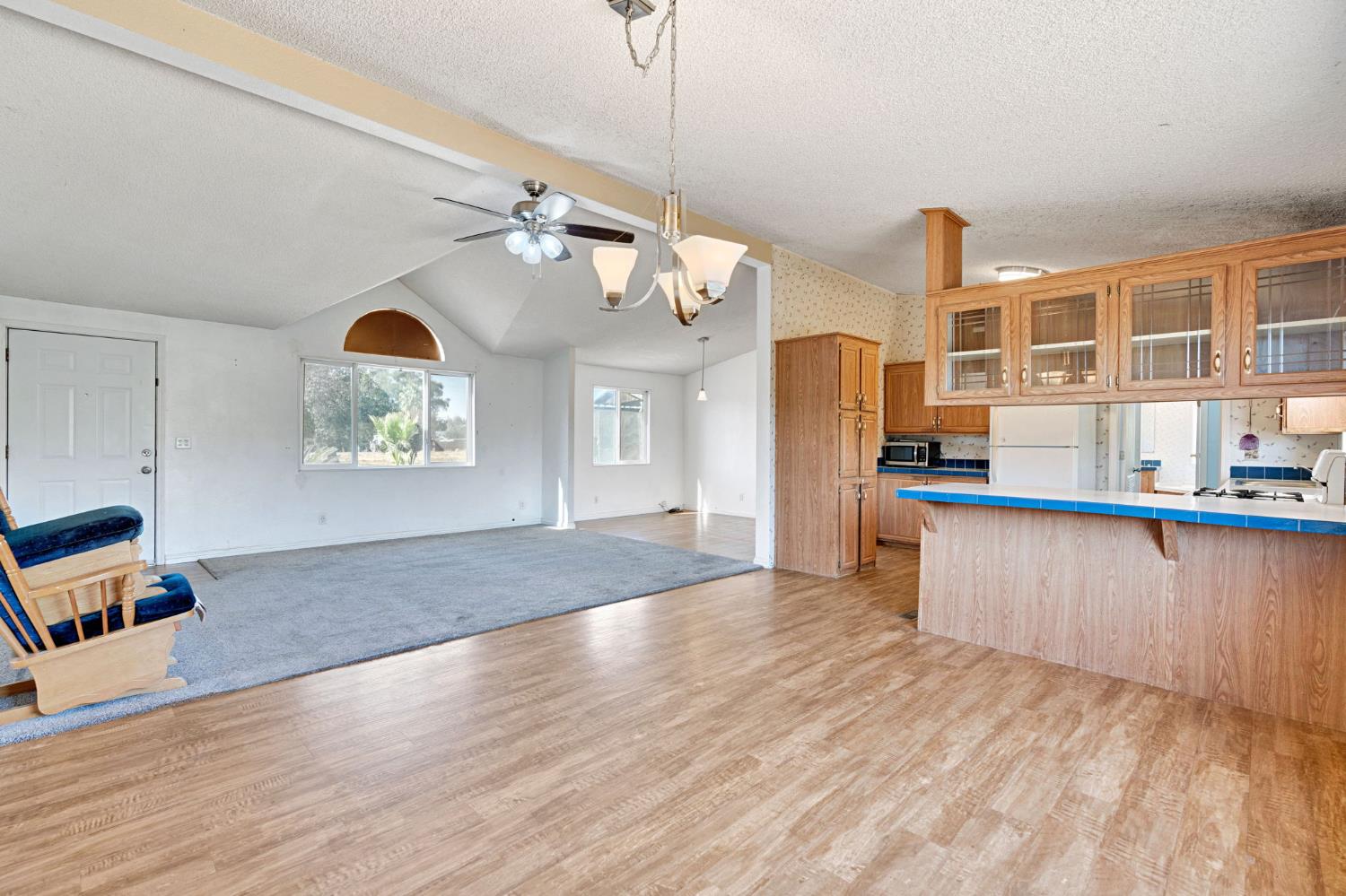 42458 Road 136, Orosi, CA 93647
