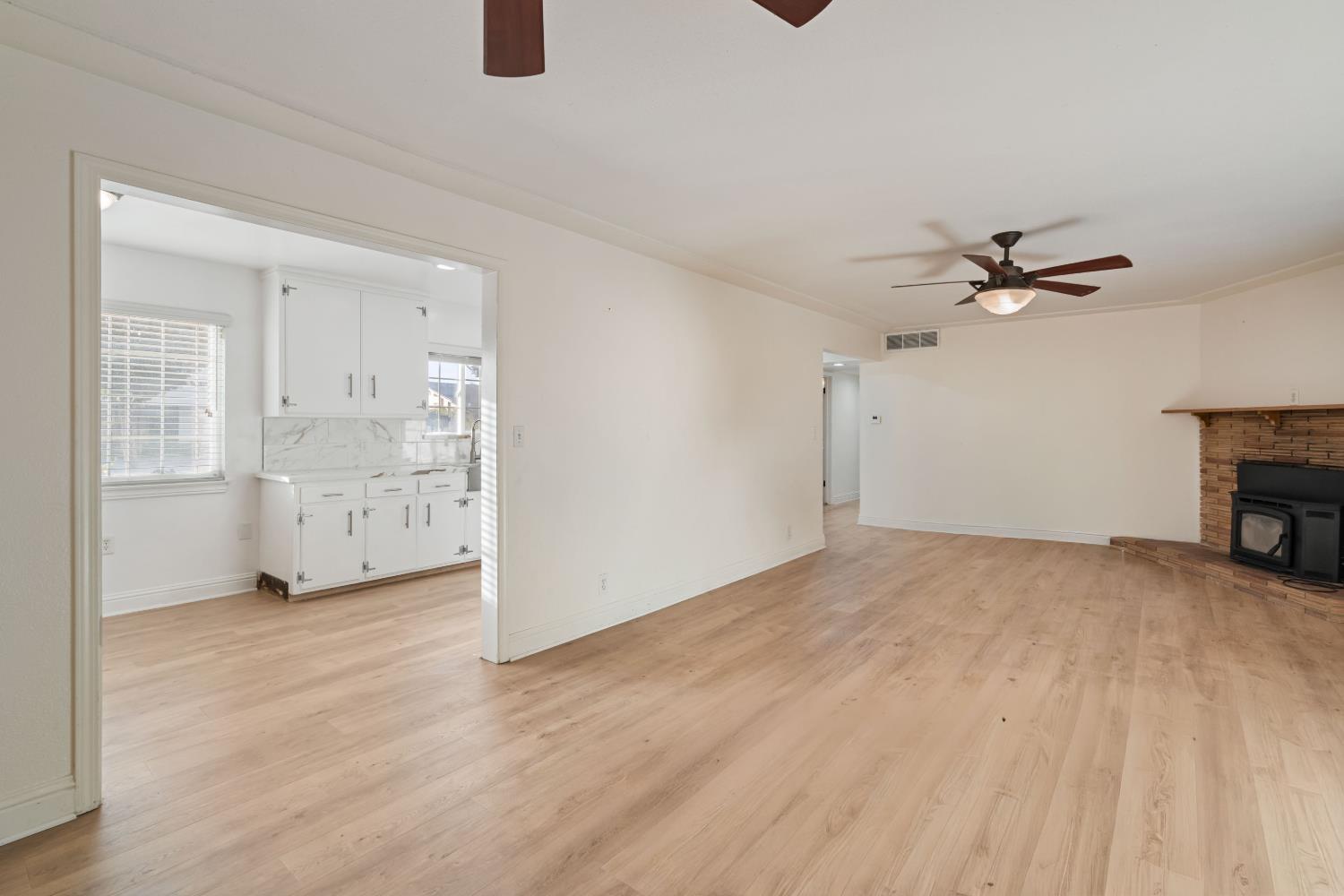 4546 N West Ave, Fresno, CA 93705