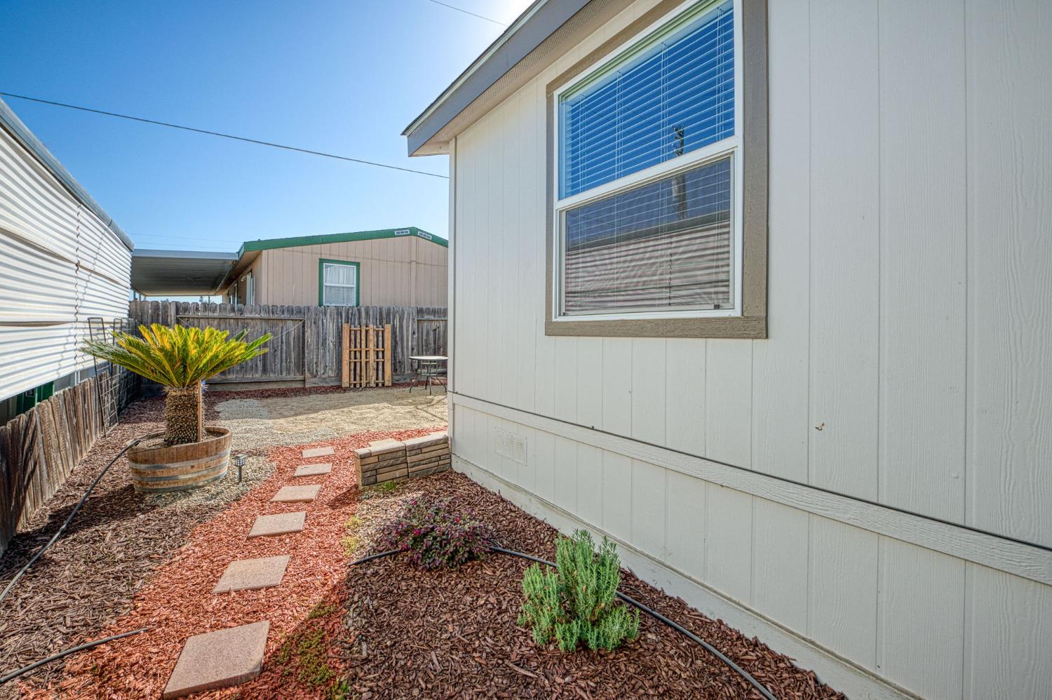 1551 6Th Avenue Dr #30, Kingsburg, CA 93631