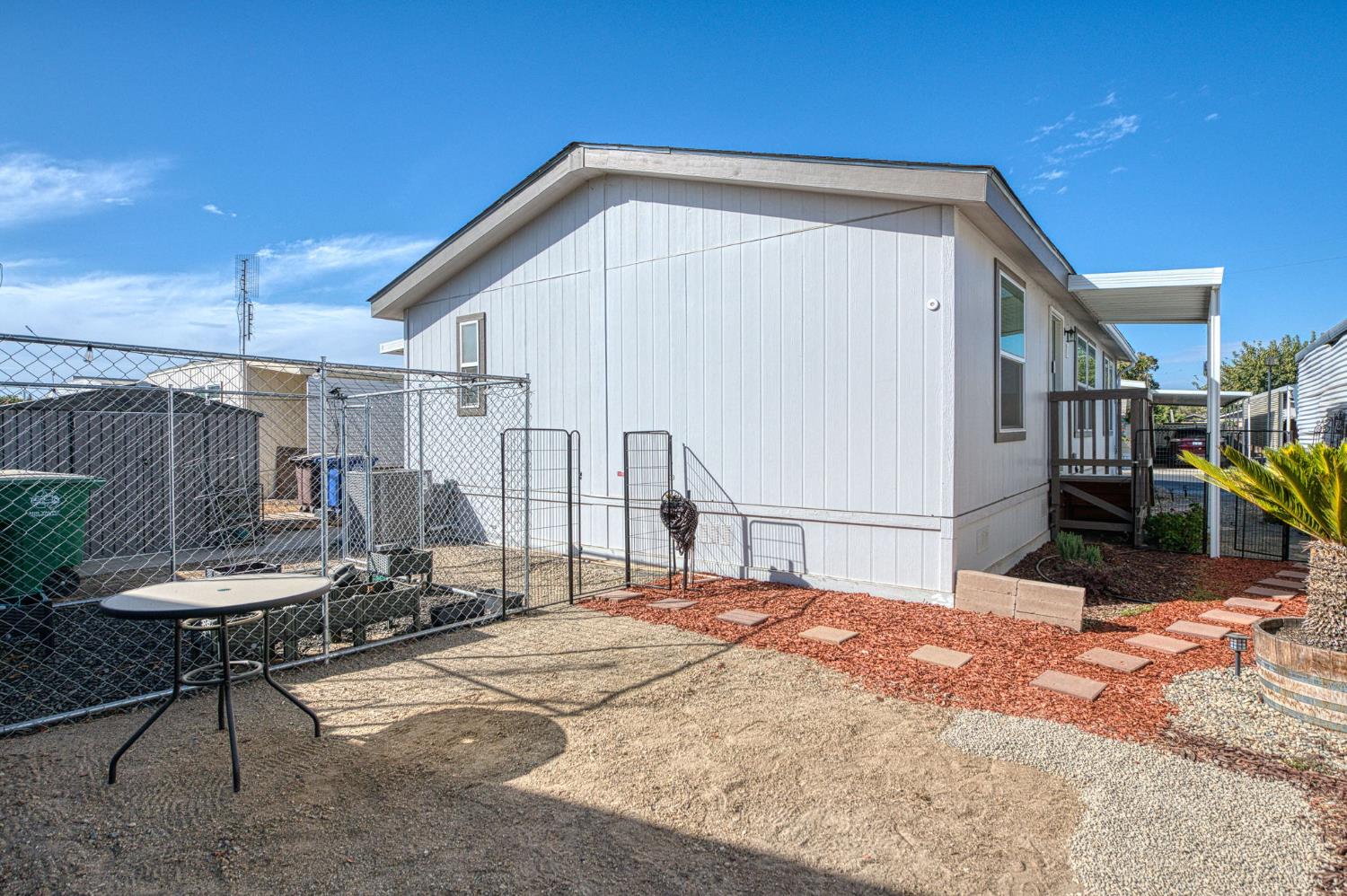 1551 6Th Avenue Dr #30, Kingsburg, CA 93631
