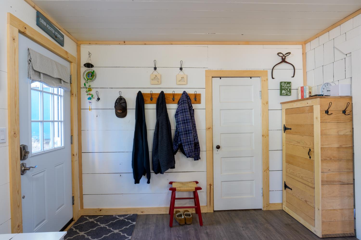 41392 Sunset Rock Rd, Shaver Lake, CA 93664