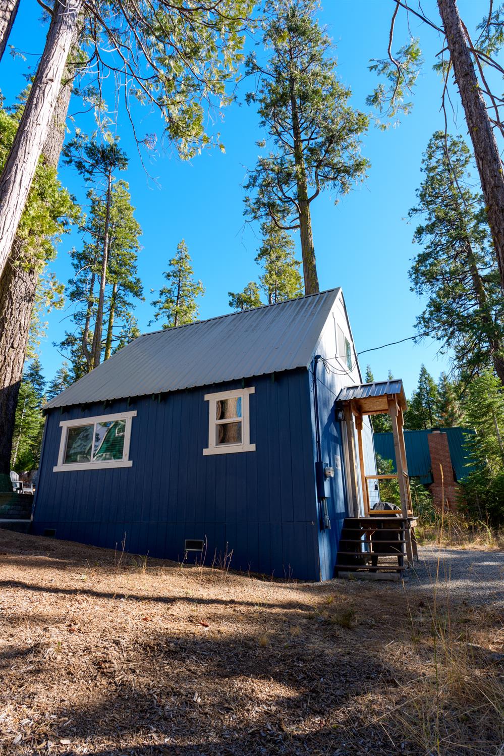 41392 Sunset Rock Rd, Shaver Lake, CA 93664