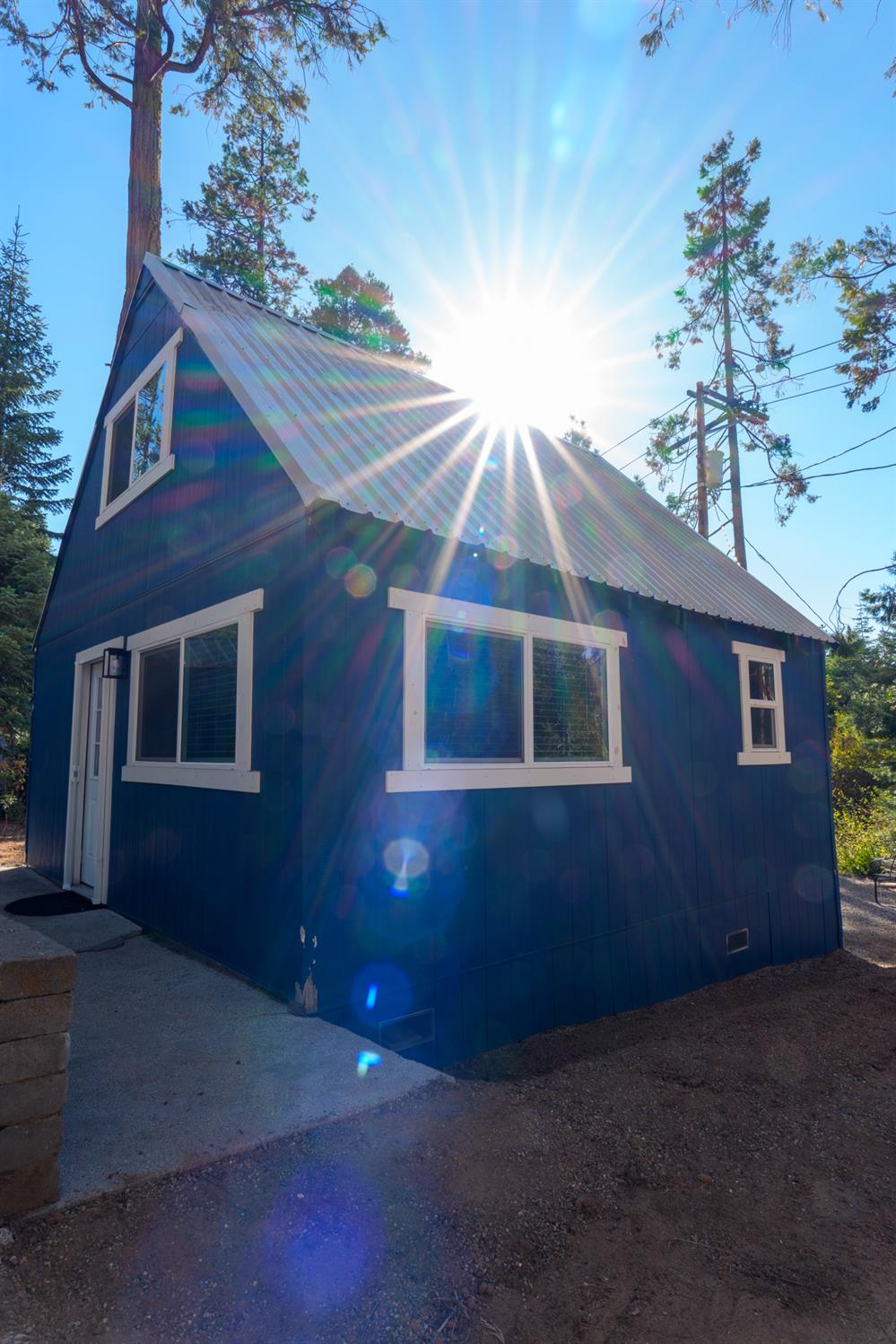 41392 Sunset Rock Rd, Shaver Lake, CA 93664