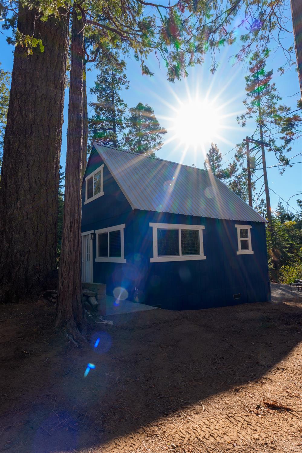 41392 Sunset Rock Rd, Shaver Lake, CA 93664