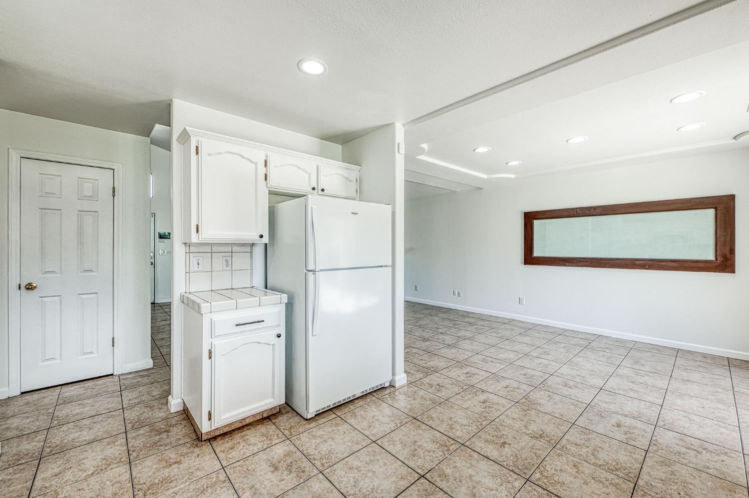 1339 W Henley Creek Rd, Reedley, CA 93654