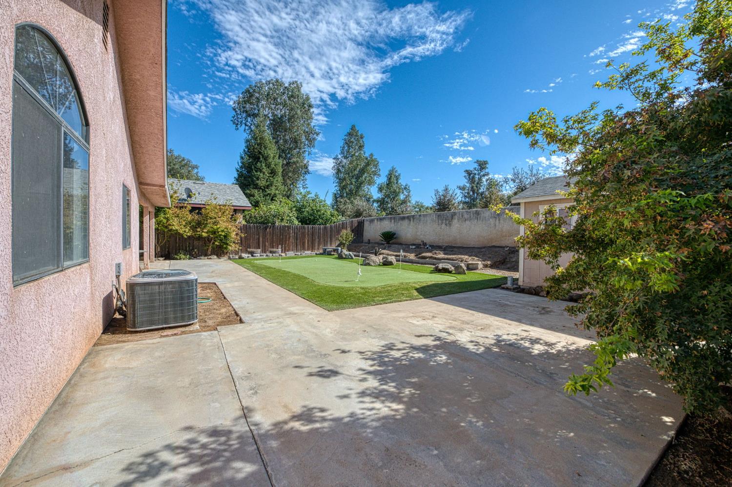 1339 W Henley Creek Rd, Reedley, CA 93654