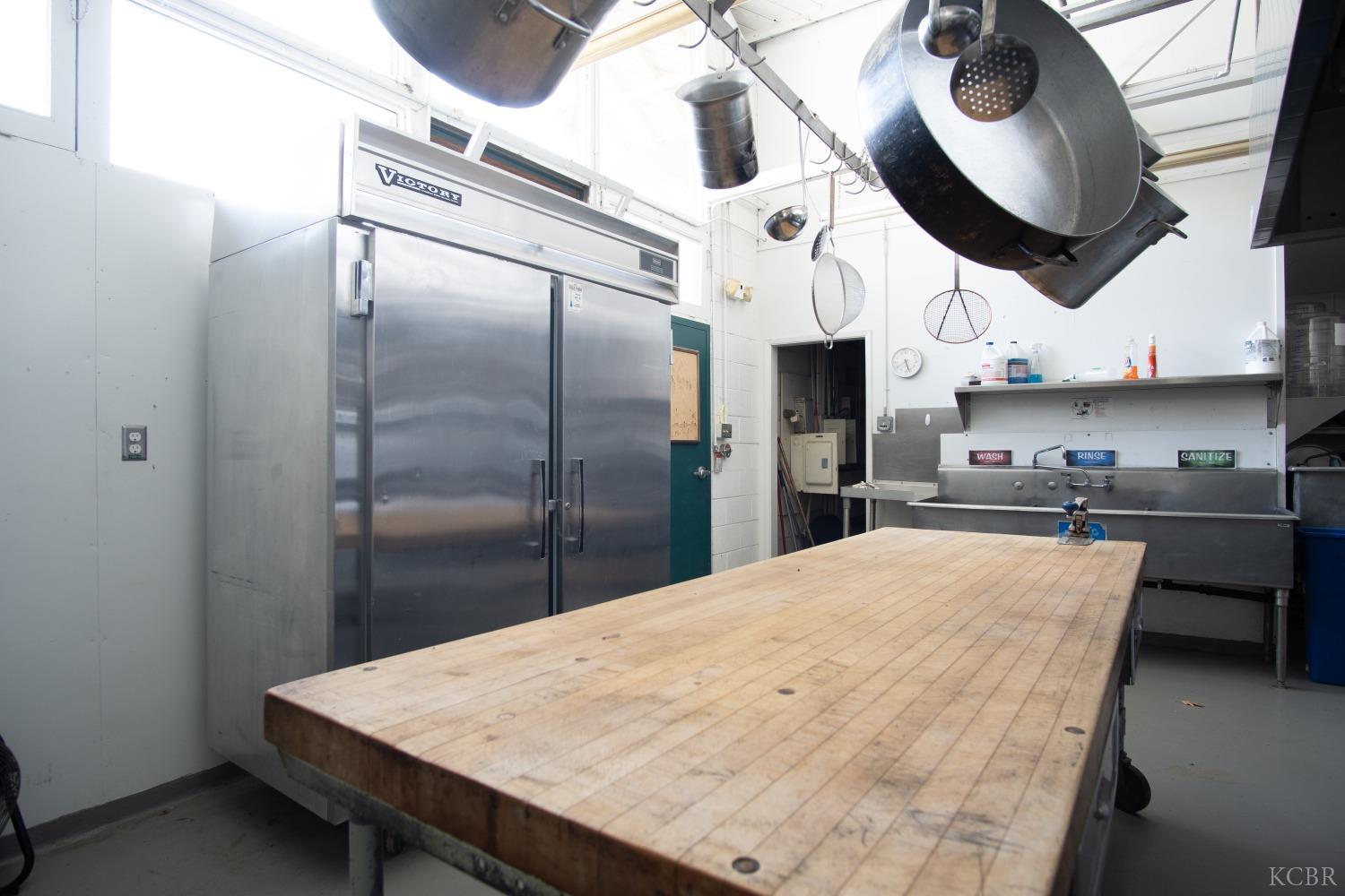 45334 Poso Park Dr, Posey, CA 93260