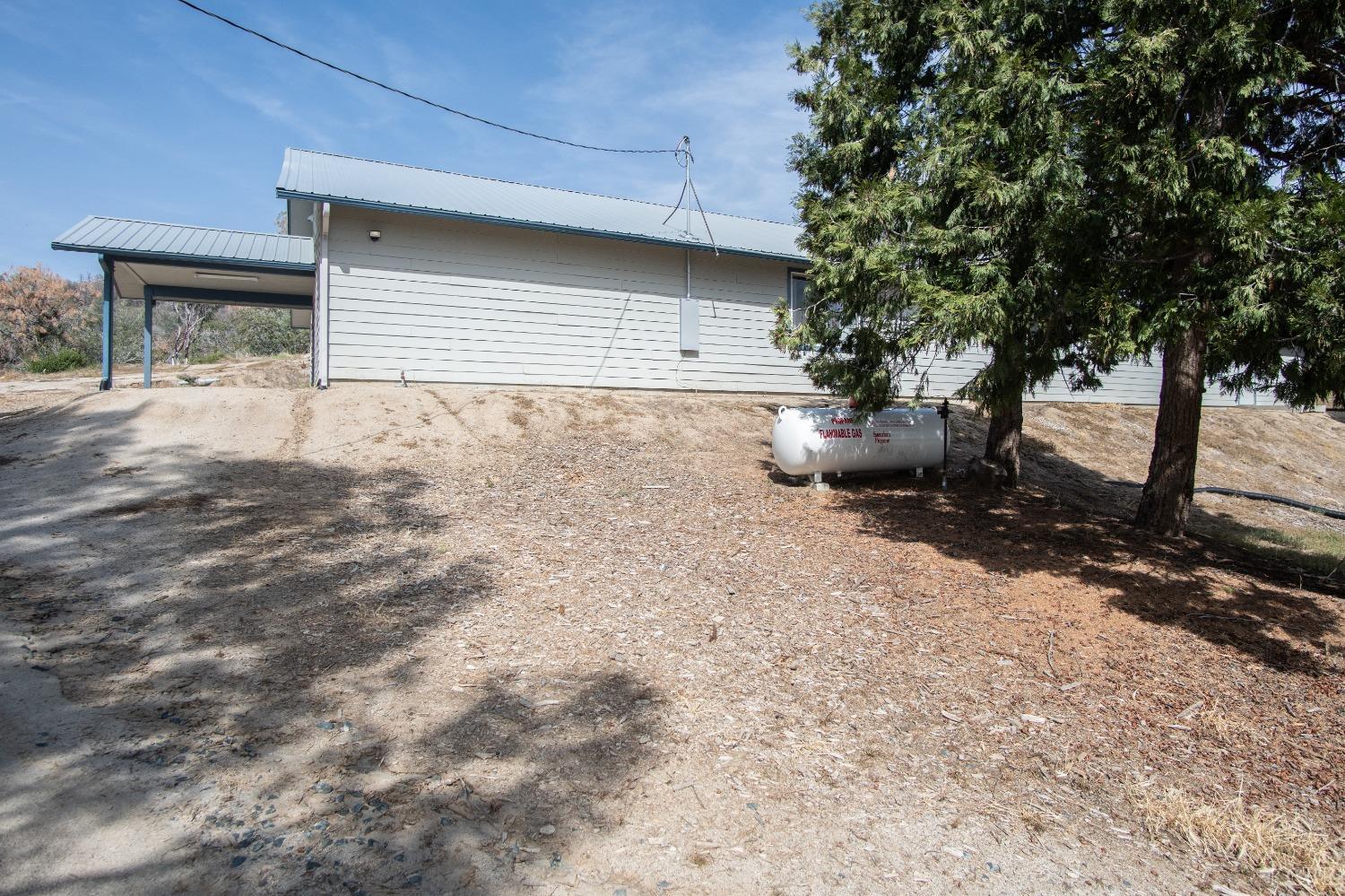 45334 Poso Park Dr, Posey, CA 93260