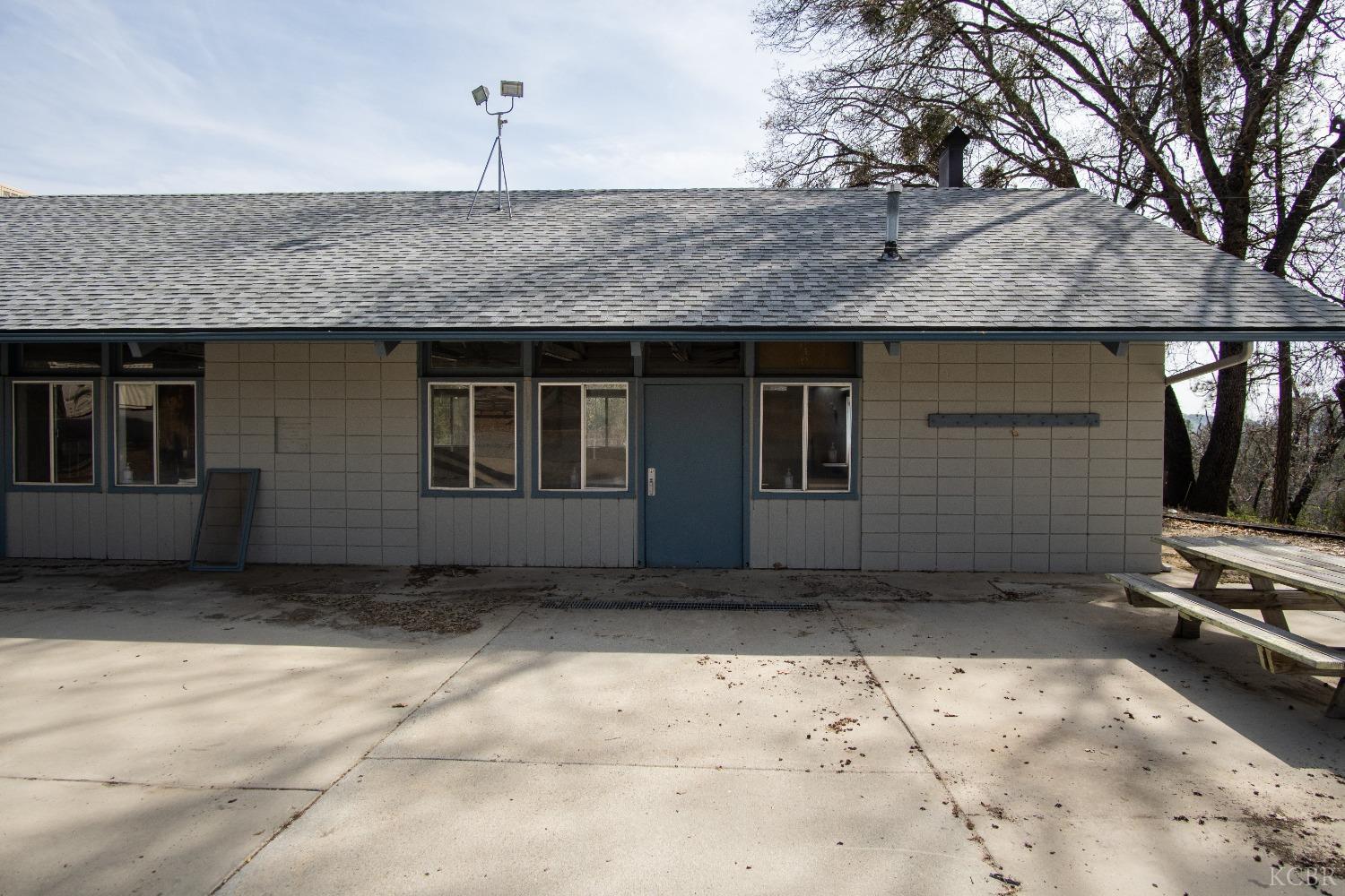 45334 Poso Park Dr, Posey, CA 93260