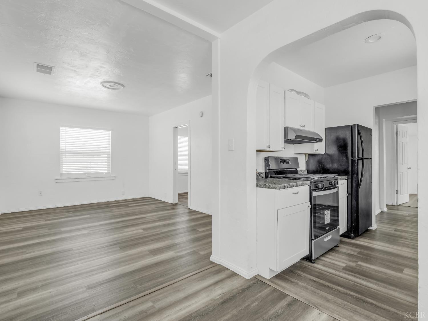 11005 S 10th Ave, Hanford, CA 93230