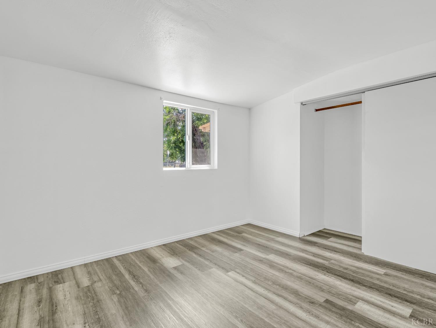 11005 S 10th Ave, Hanford, CA 93230