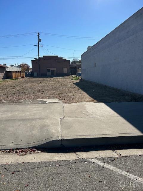 231 E St, Lemoore, CA 93245