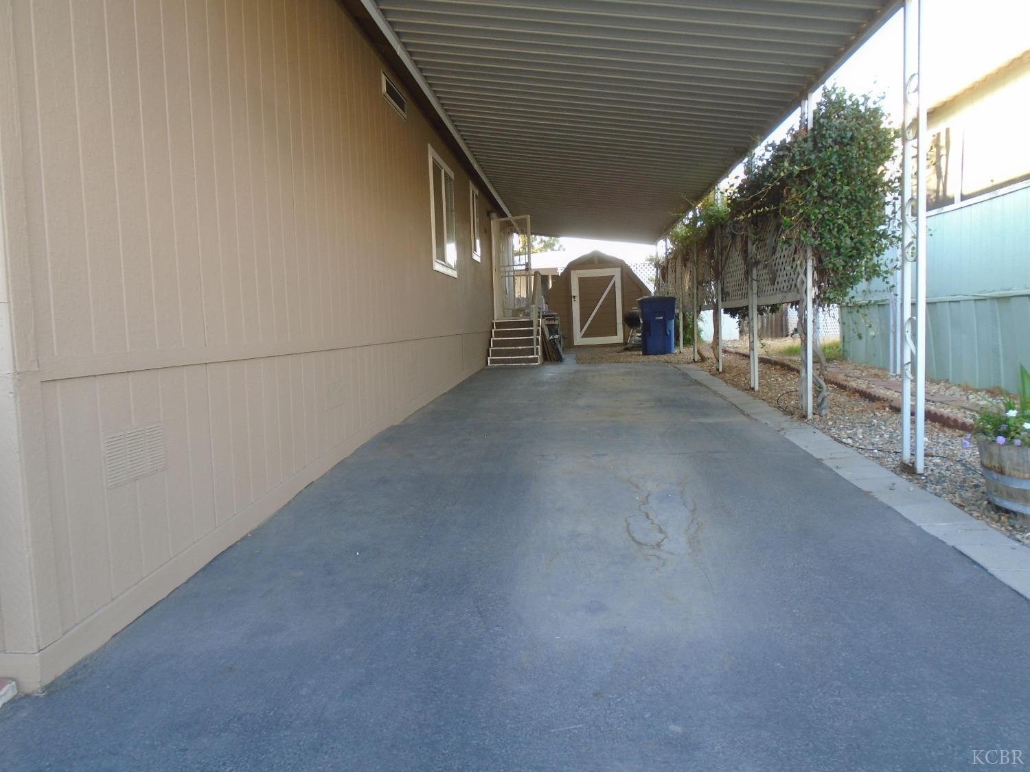 860 #23 E Grangeville Blvd, Hanford, CA 93230