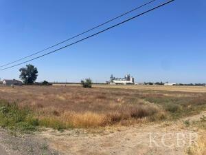 12792 10th Ave, Hanford, CA 93230