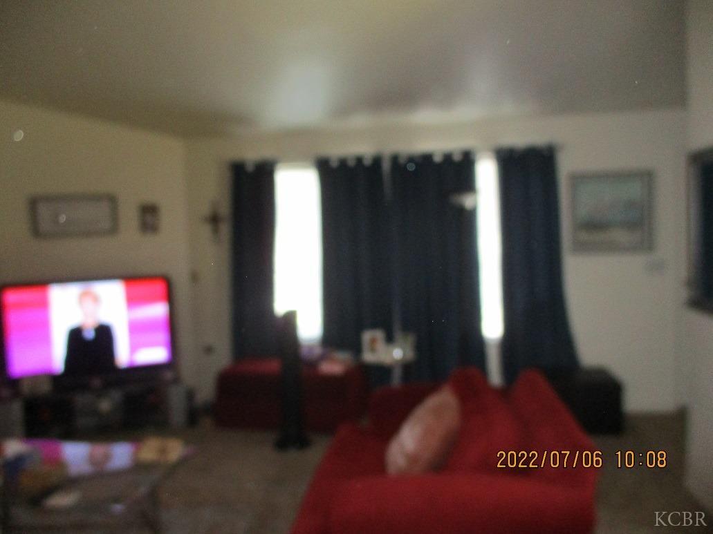 660 S 19th Ave, Lemoore, CA 93245