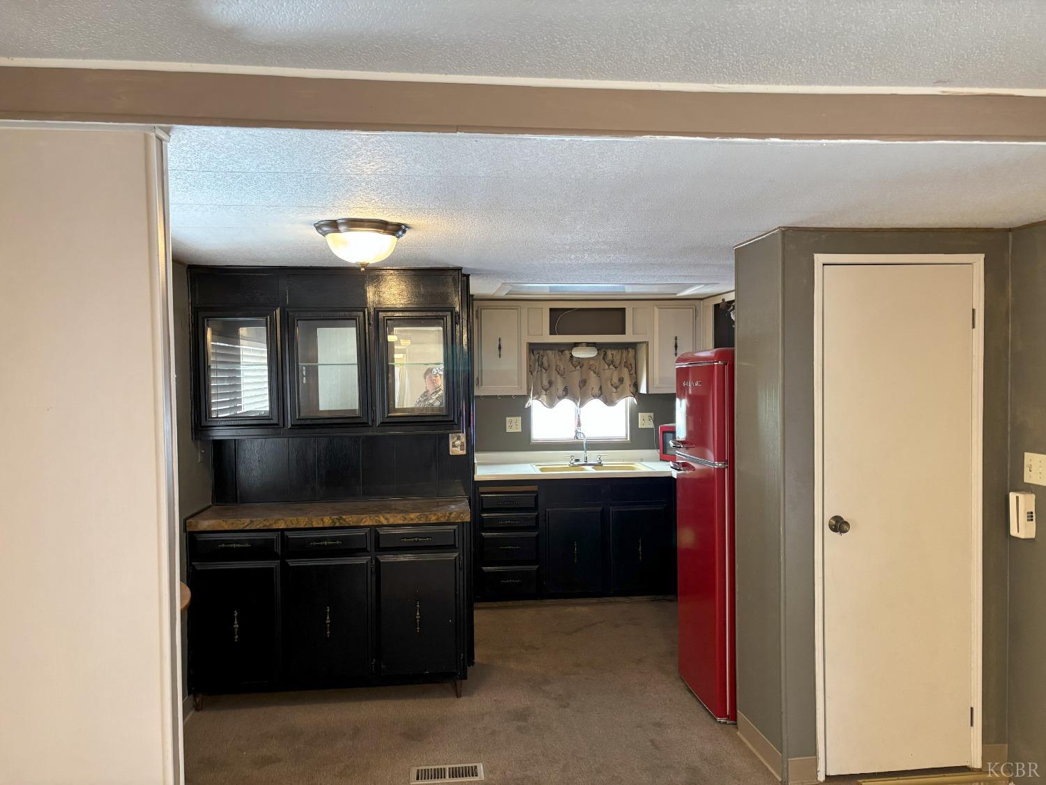 1255 Space 14 W Grangeville Blvd, Hanford, CA 93230