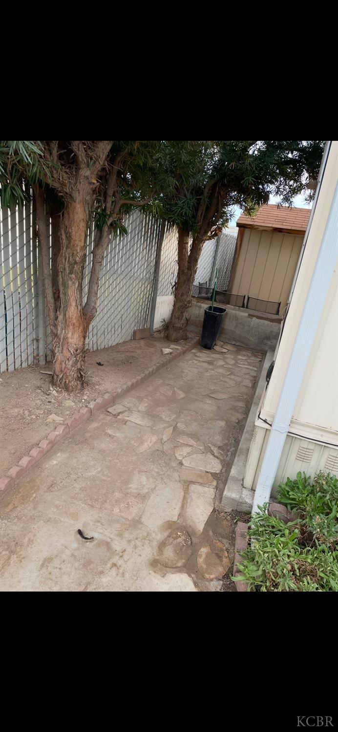 1255 Space 14 W Grangeville Blvd, Hanford, CA 93230