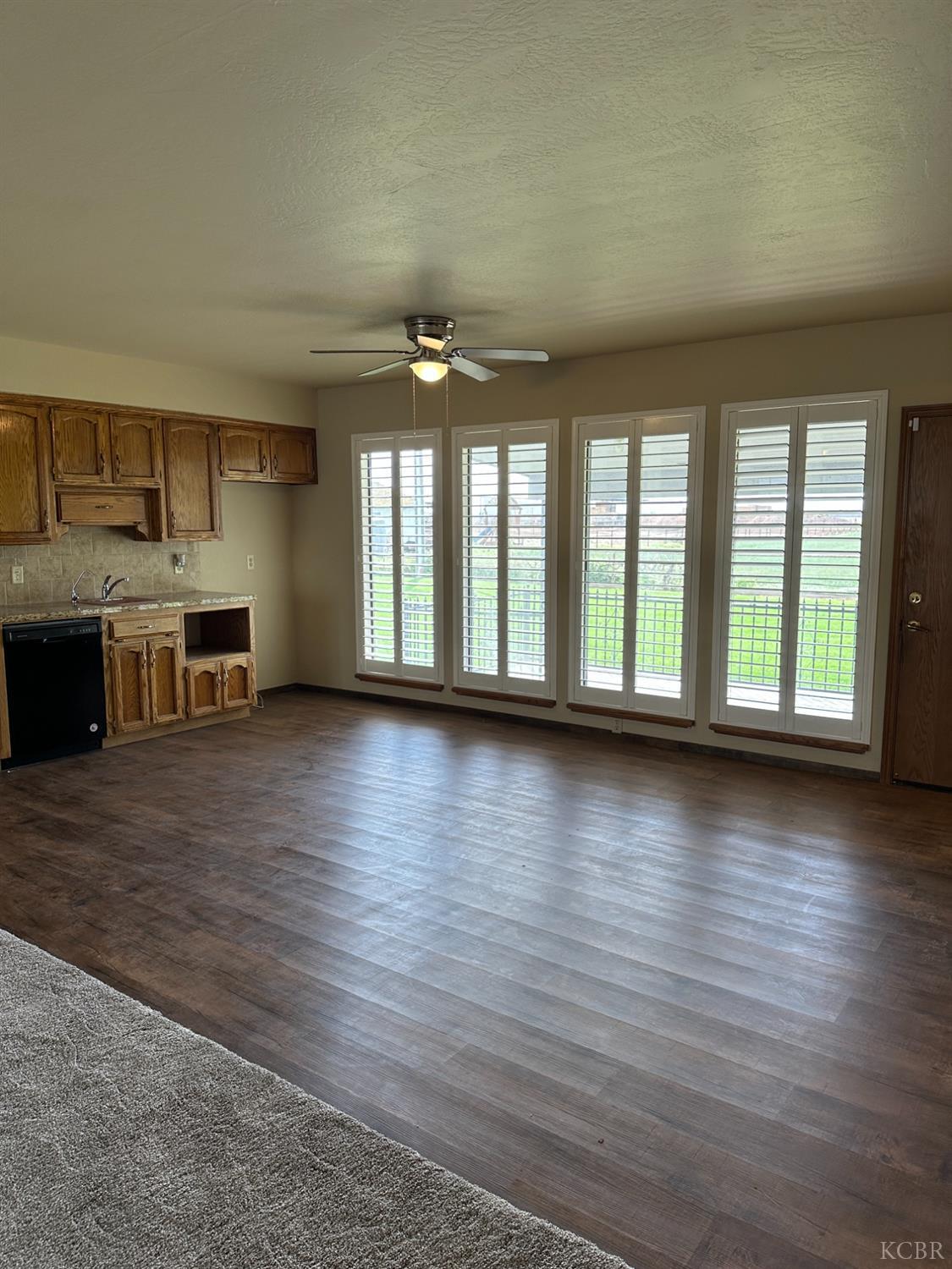 9200 Highway 41, Lemoore, CA 93245