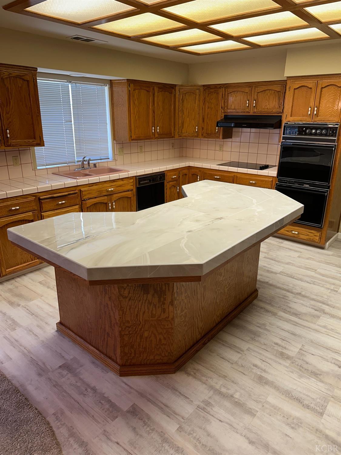 9200 Highway 41, Lemoore, CA 93245