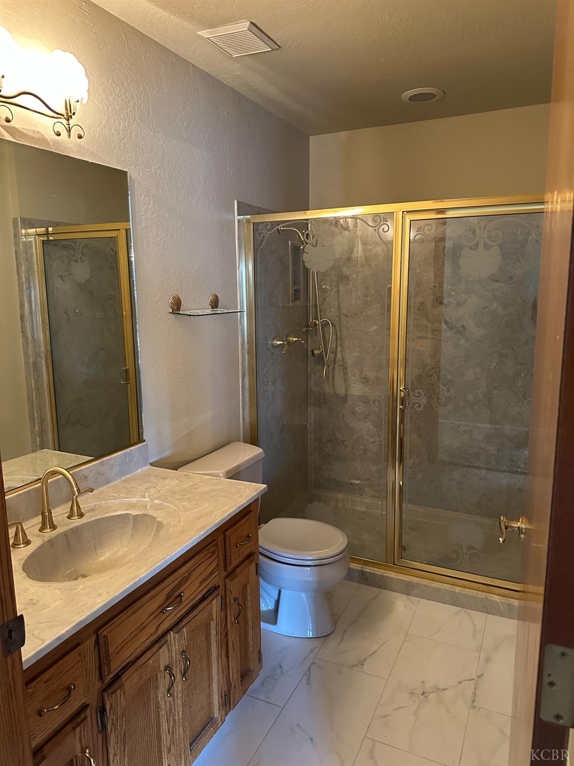 9200 Highway 41, Lemoore, CA 93245