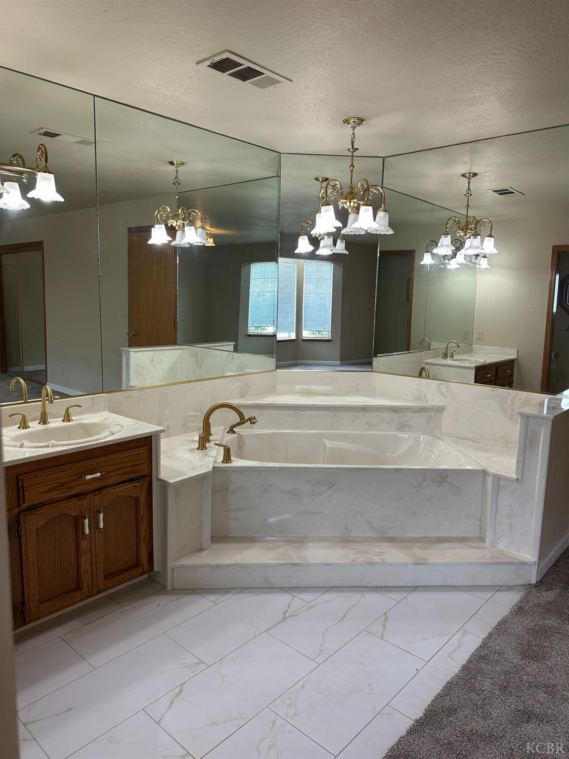 9200 Highway 41, Lemoore, CA 93245