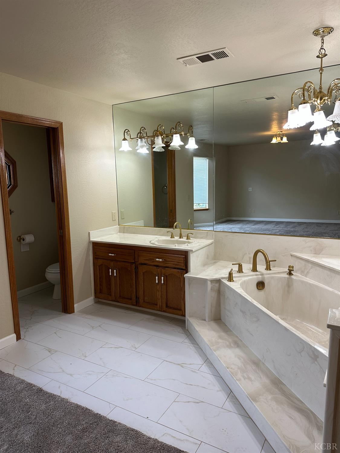 9200 Highway 41, Lemoore, CA 93245