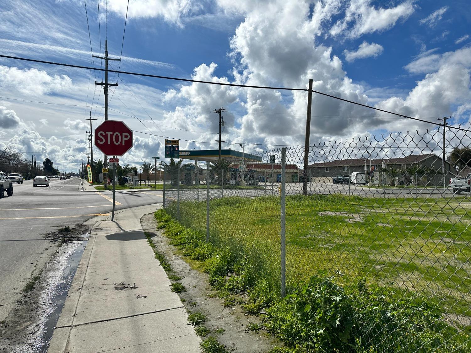 2000 Sherman, Corcoran, CA 93212