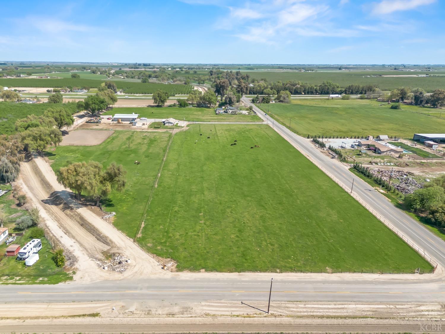 19860 Fremont Ave, Lemoore, CA 93245