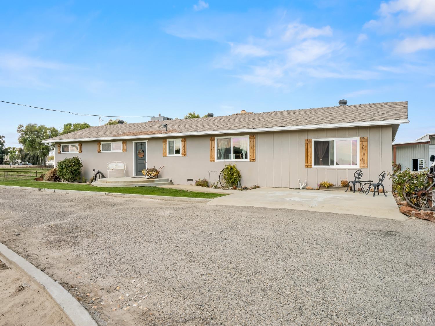 19860 Fremont Ave, Lemoore, CA 93245