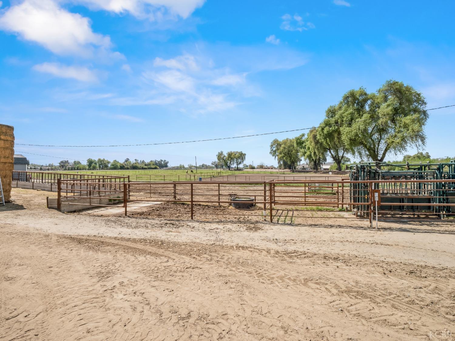 19860 Fremont Ave, Lemoore, CA 93245