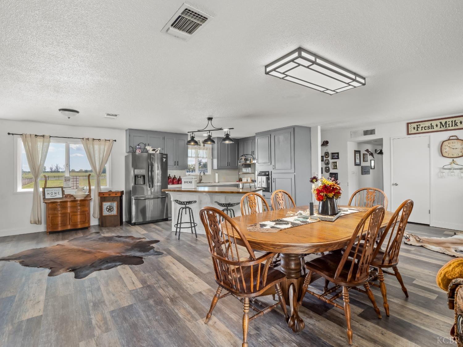 19860 Fremont Ave, Lemoore, CA 93245