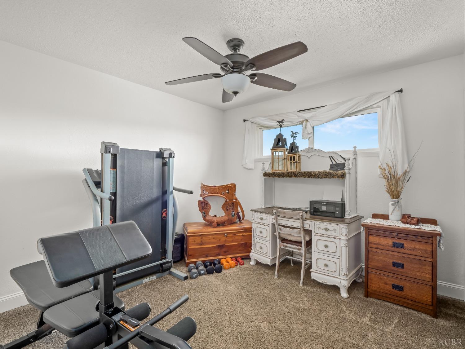 19860 Fremont Ave, Lemoore, CA 93245