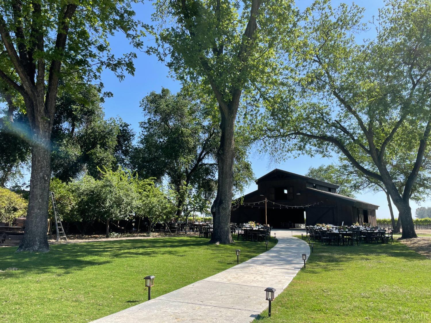 18896 Grangeville Blvd, Lemoore, CA 93245