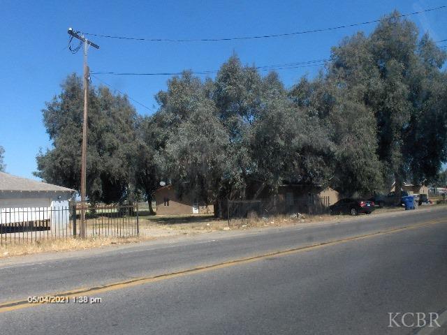 11544 S 10th Ave, Hanford, CA 93230