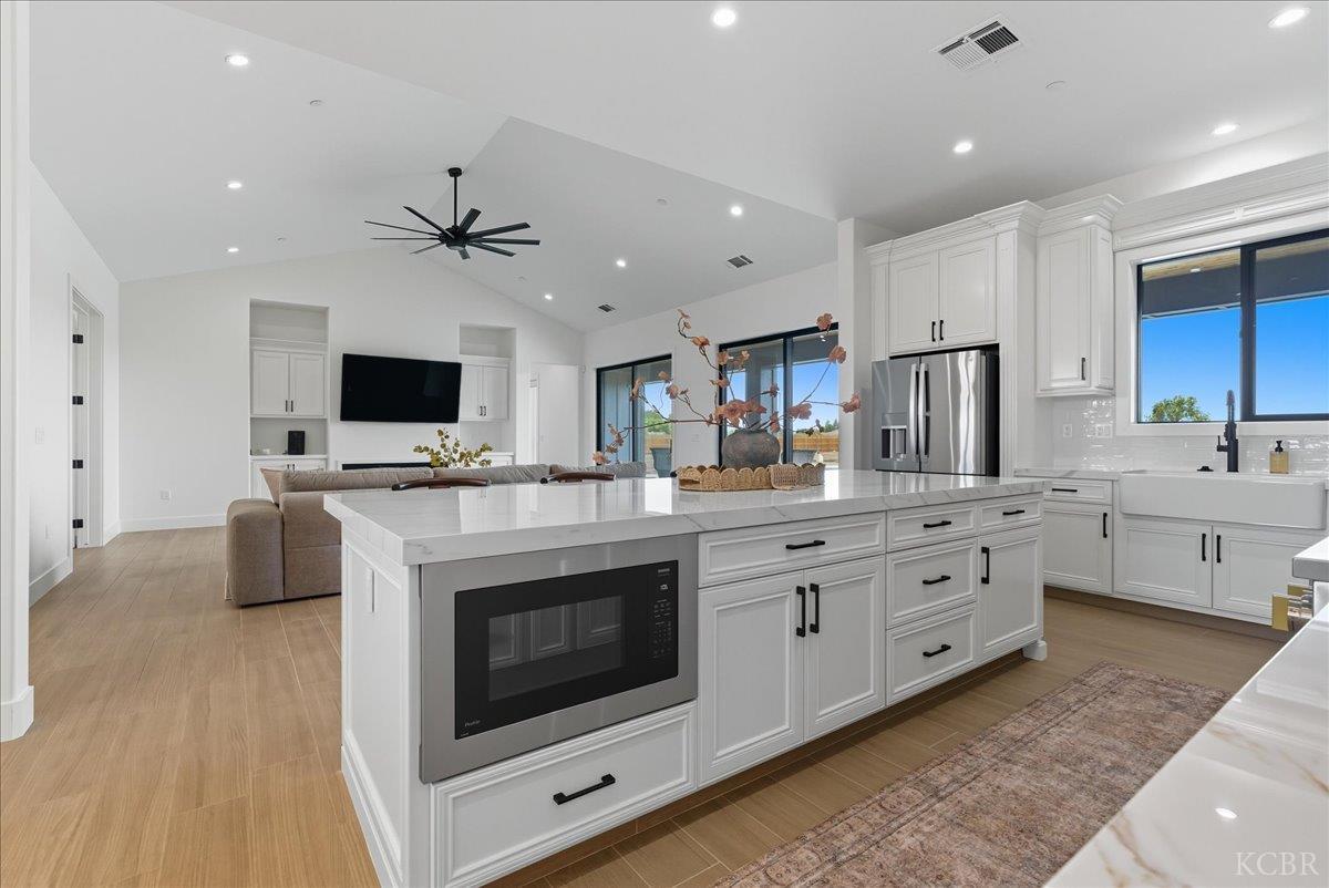 605 S Anderson A Rd, Exeter, CA 93221