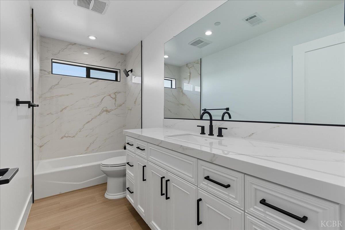 605 S Anderson A Rd, Exeter, CA 93221